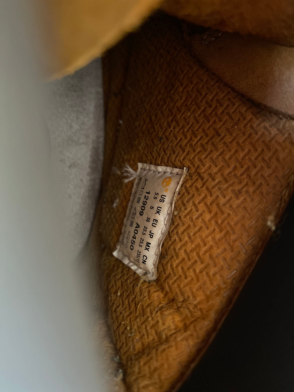 Timberland 6 Inch Premium Boots - Size 5-Second Style-Second Style