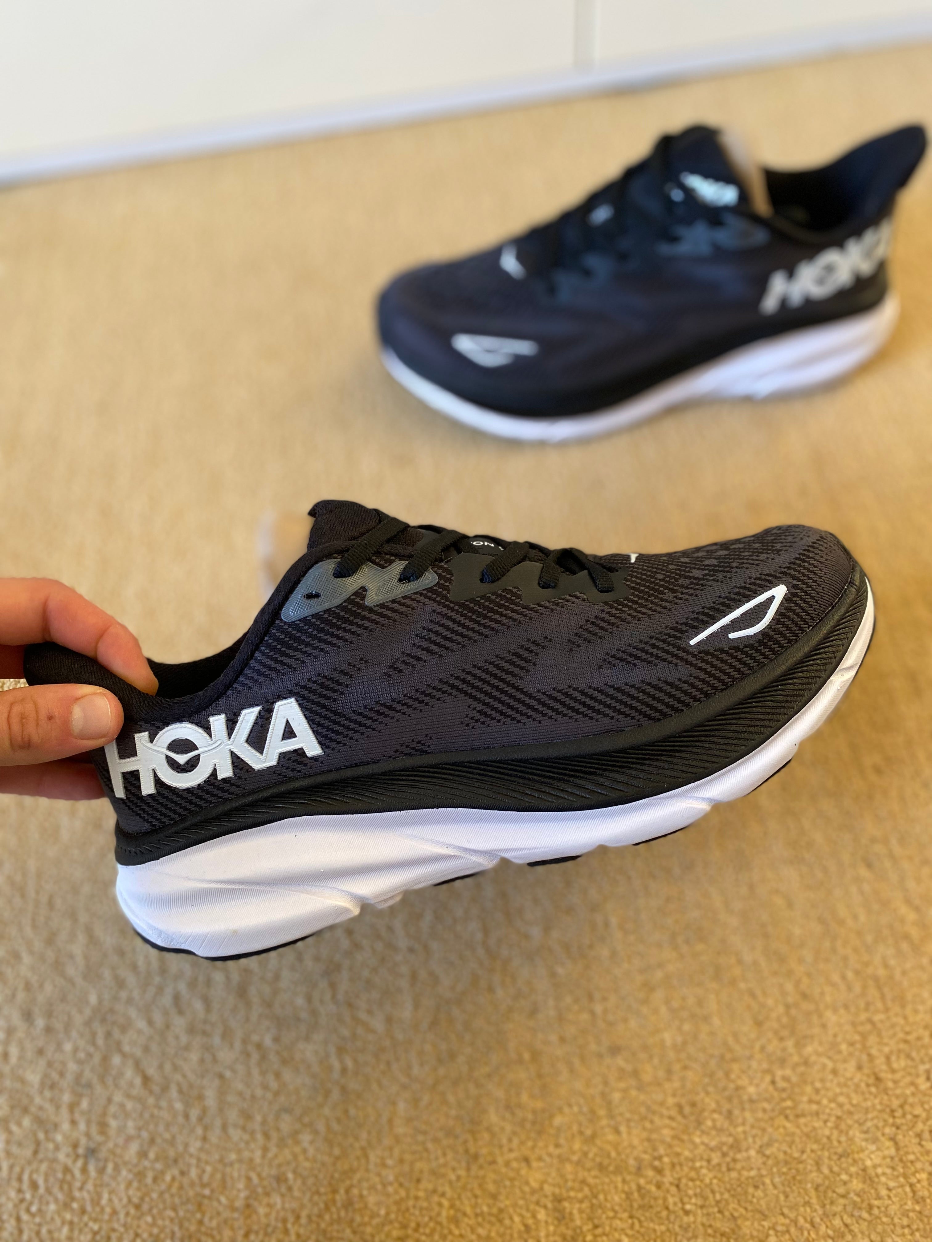 Hoka Clifton 9 Running Shoes - Size 8.5-Second Style-Second Style