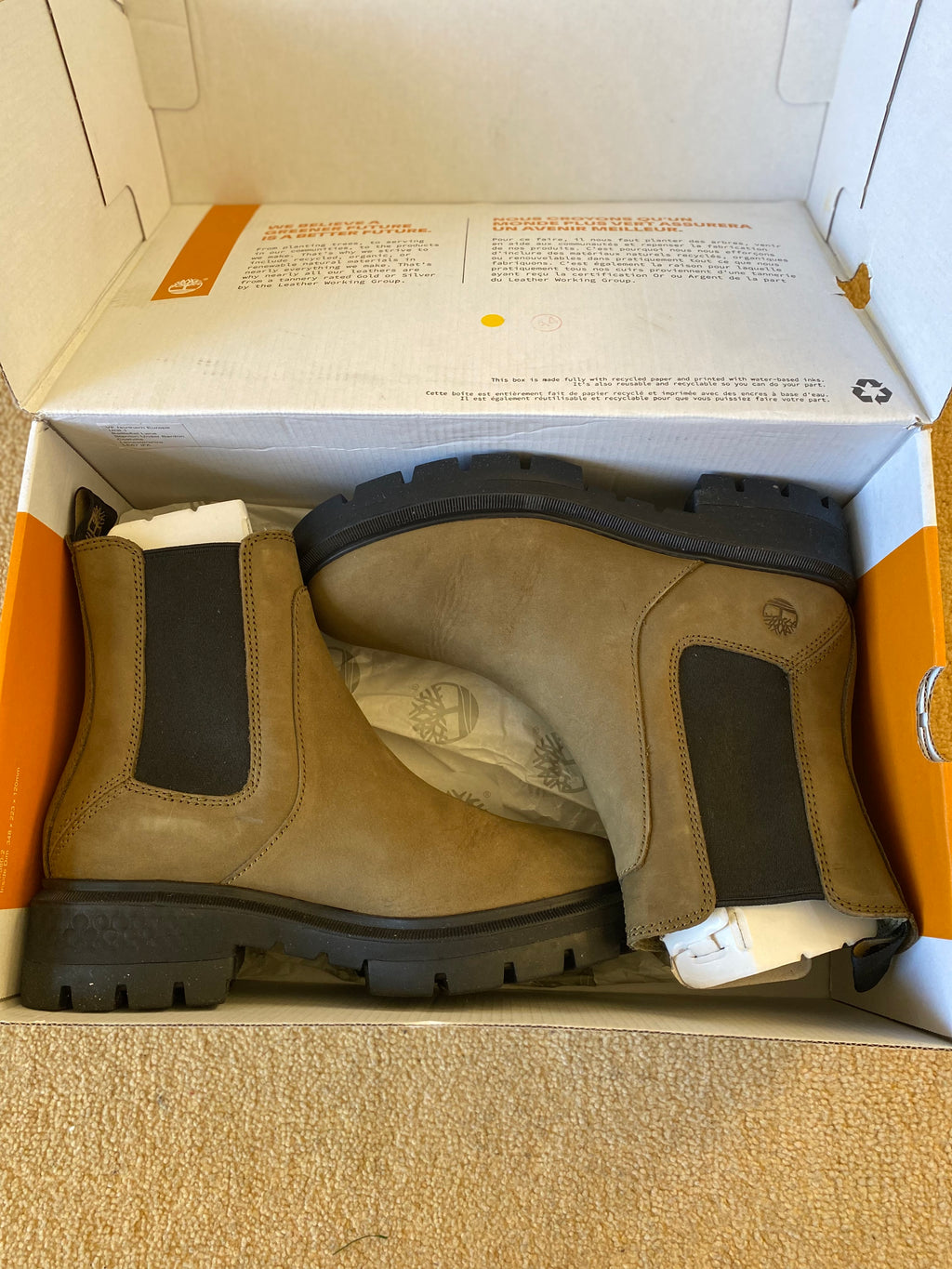 Timberland Cortina Valley Chelsea Nubuck Boots - Size 3.5-Second Style-Second Style