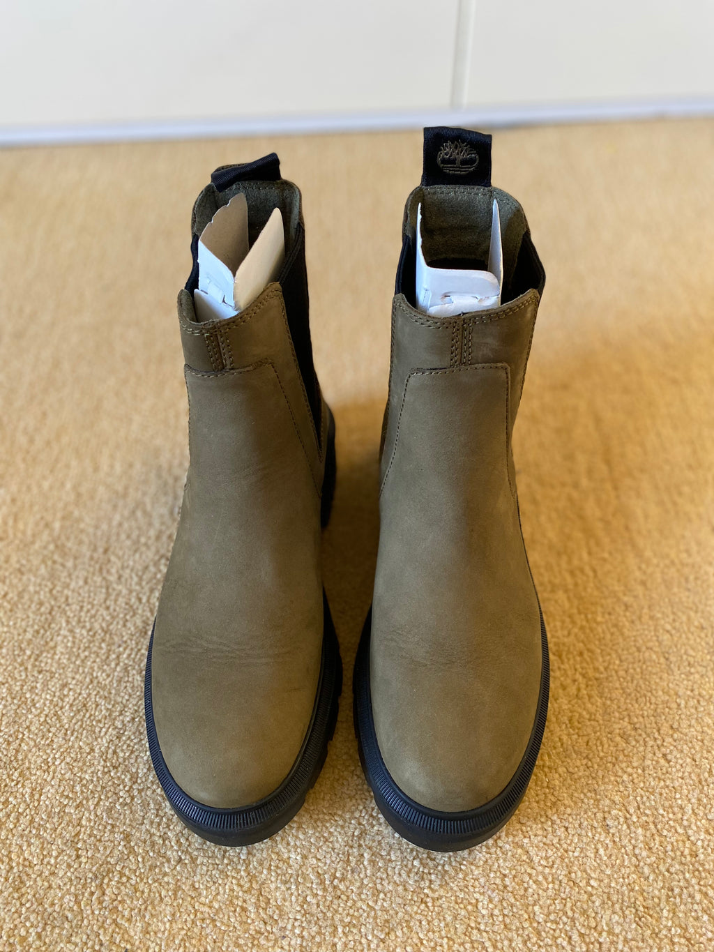 Timberland Cortina Valley Chelsea Nubuck Boots - Size 3.5-Second Style-Second Style