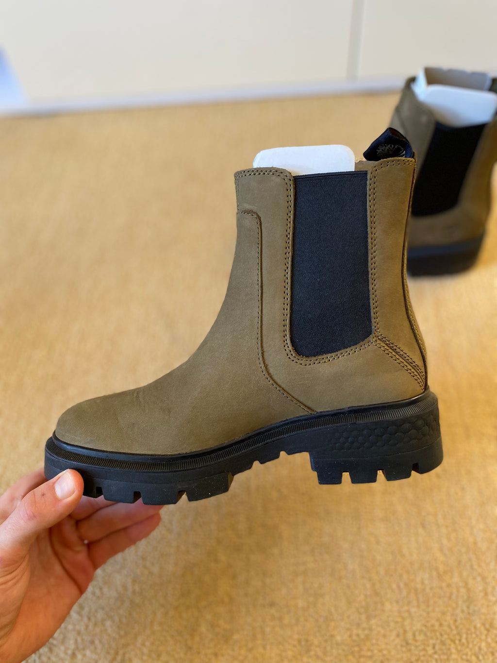 Timberland Cortina Valley Chelsea Nubuck Boots - Size 3.5-Second Style-Second Style