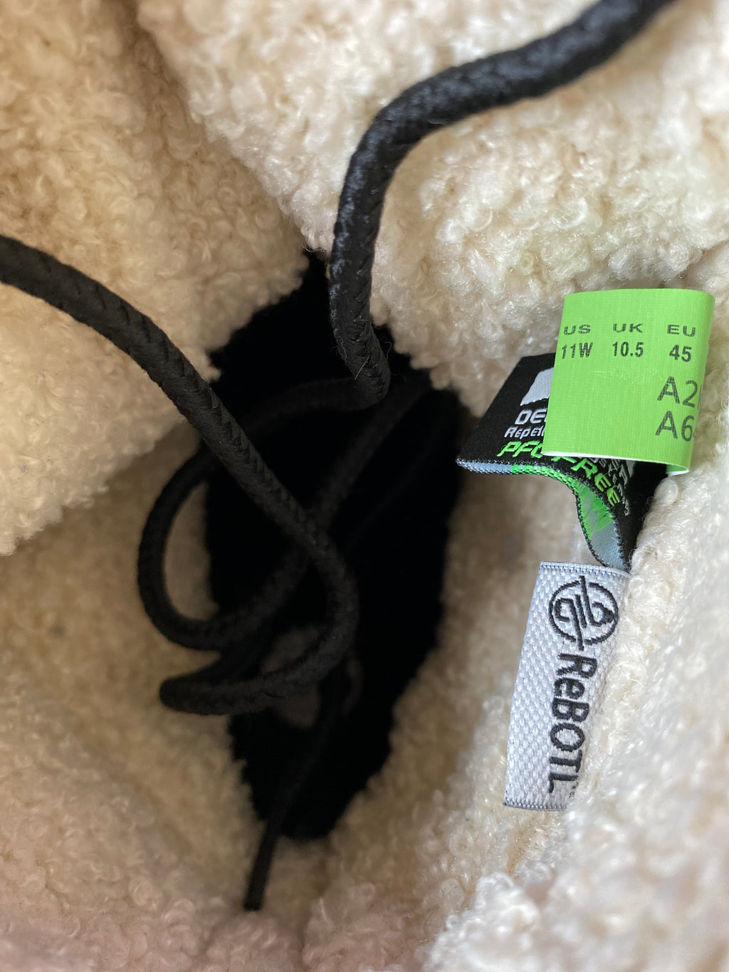 Timberland 6 inch Fur Lined Boots - Size 10.5-Second Style-Second Style