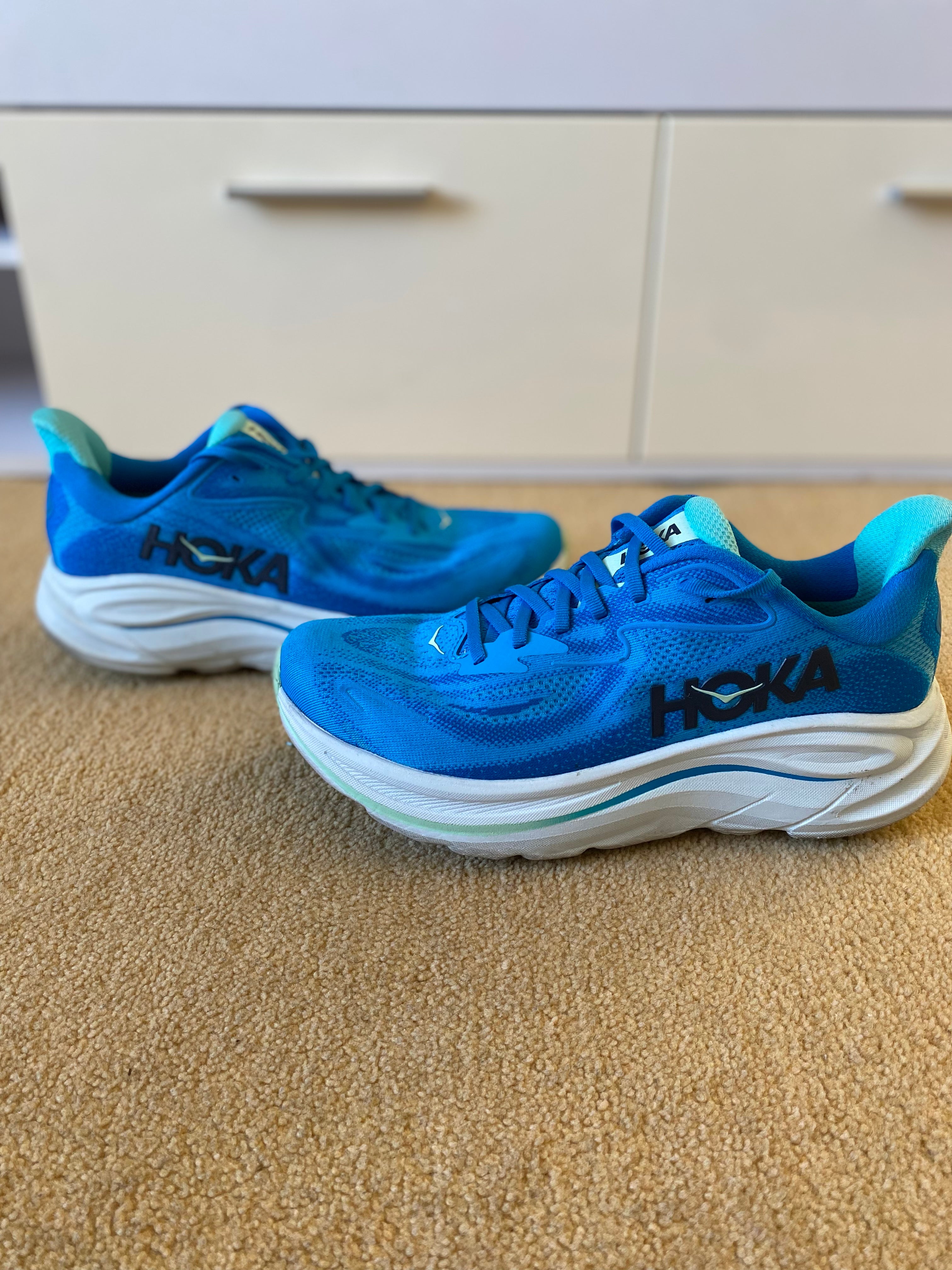 Hoka Clifton 10 Running Shoes - Size 9-Second Style-Second Style