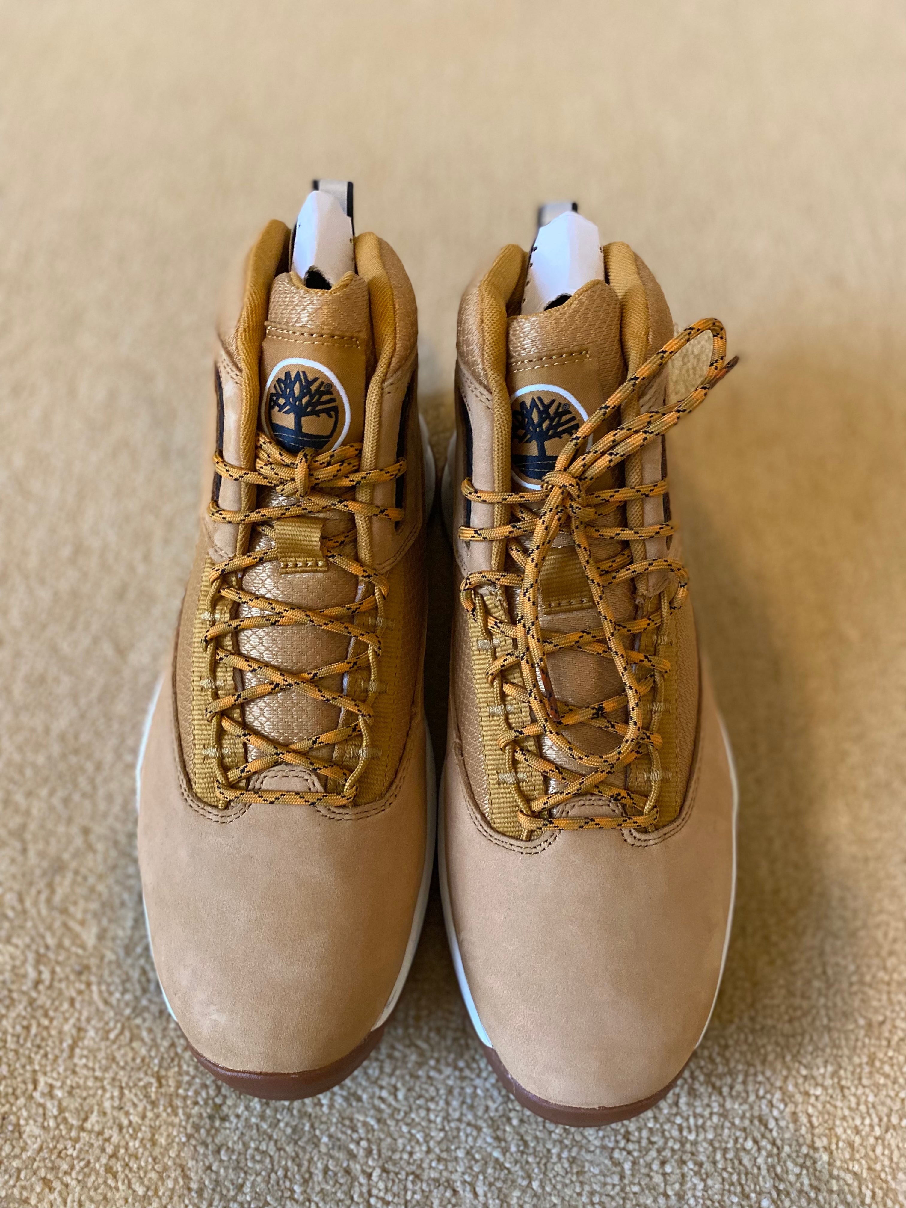 Timberland Solar Wave Mid Nubuck Hiking Boots - Size 7.5-Second Style