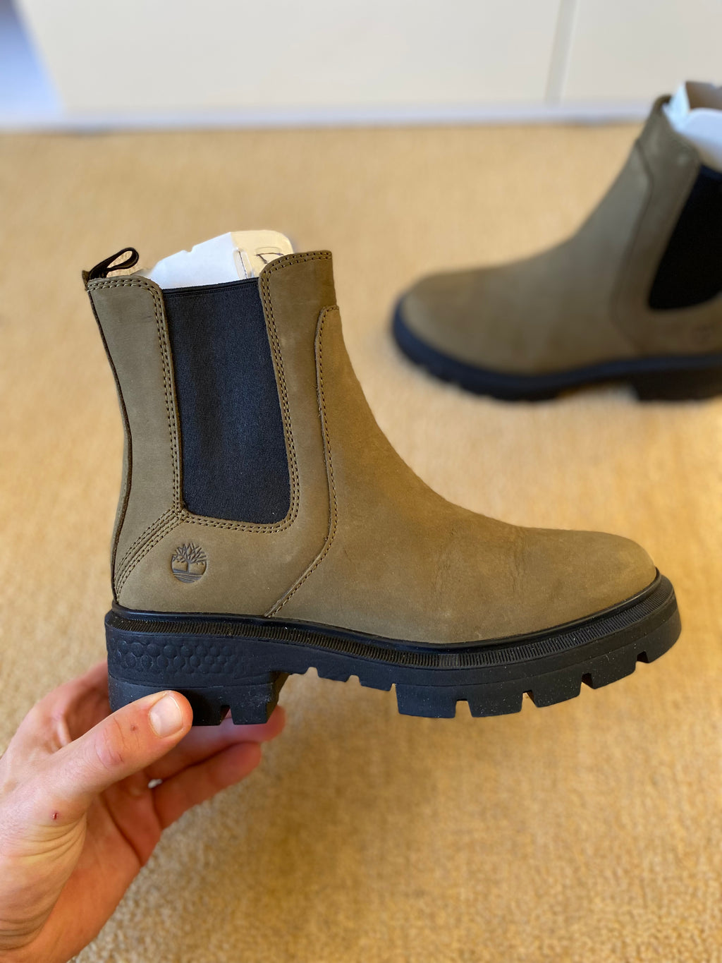 Timberland Cortina Valley Chelsea Nubuck Boots - Size 3.5-Second Style-Second Style