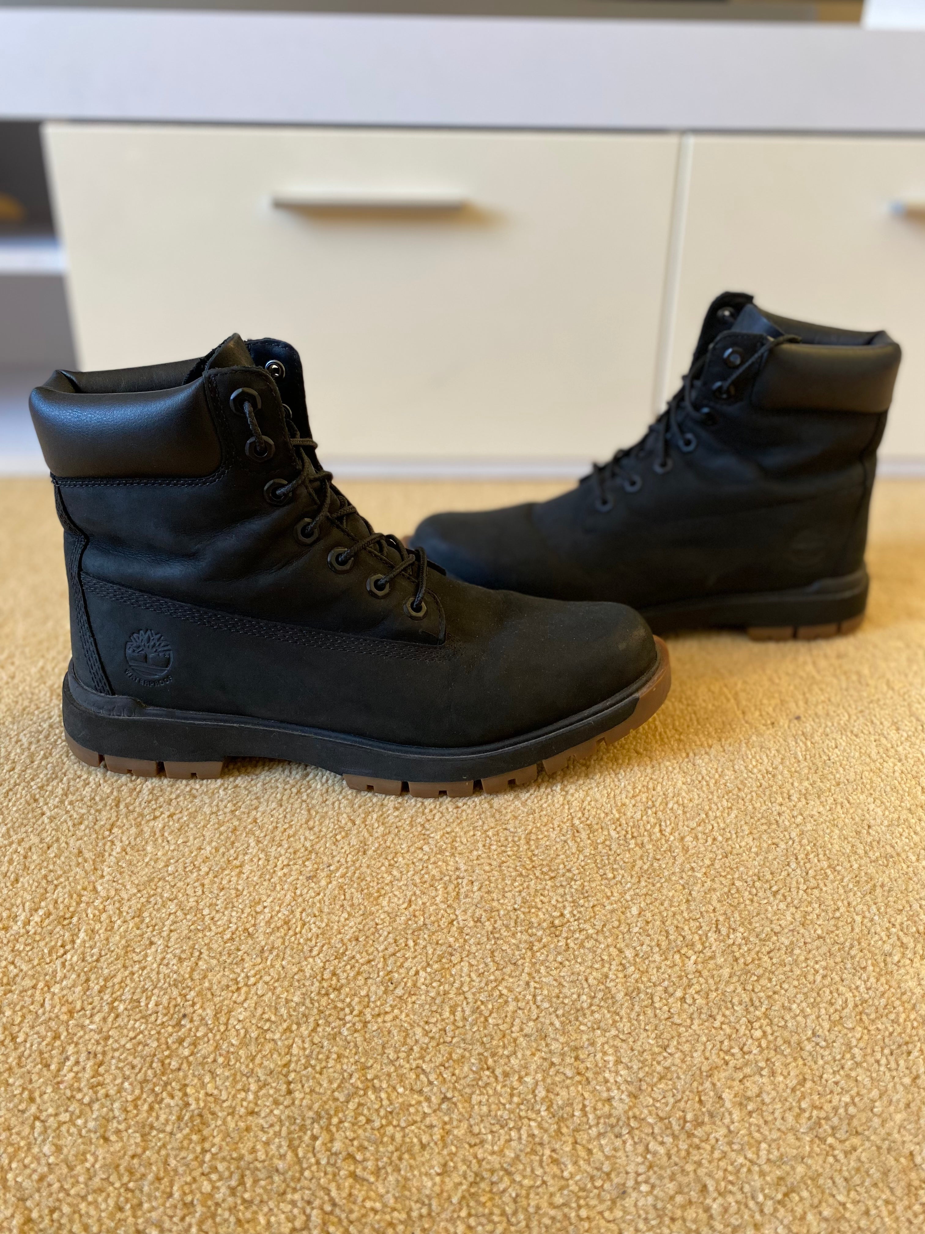 Timberland 6 Inch Boots - Size 7.5-Second Style-Second Style