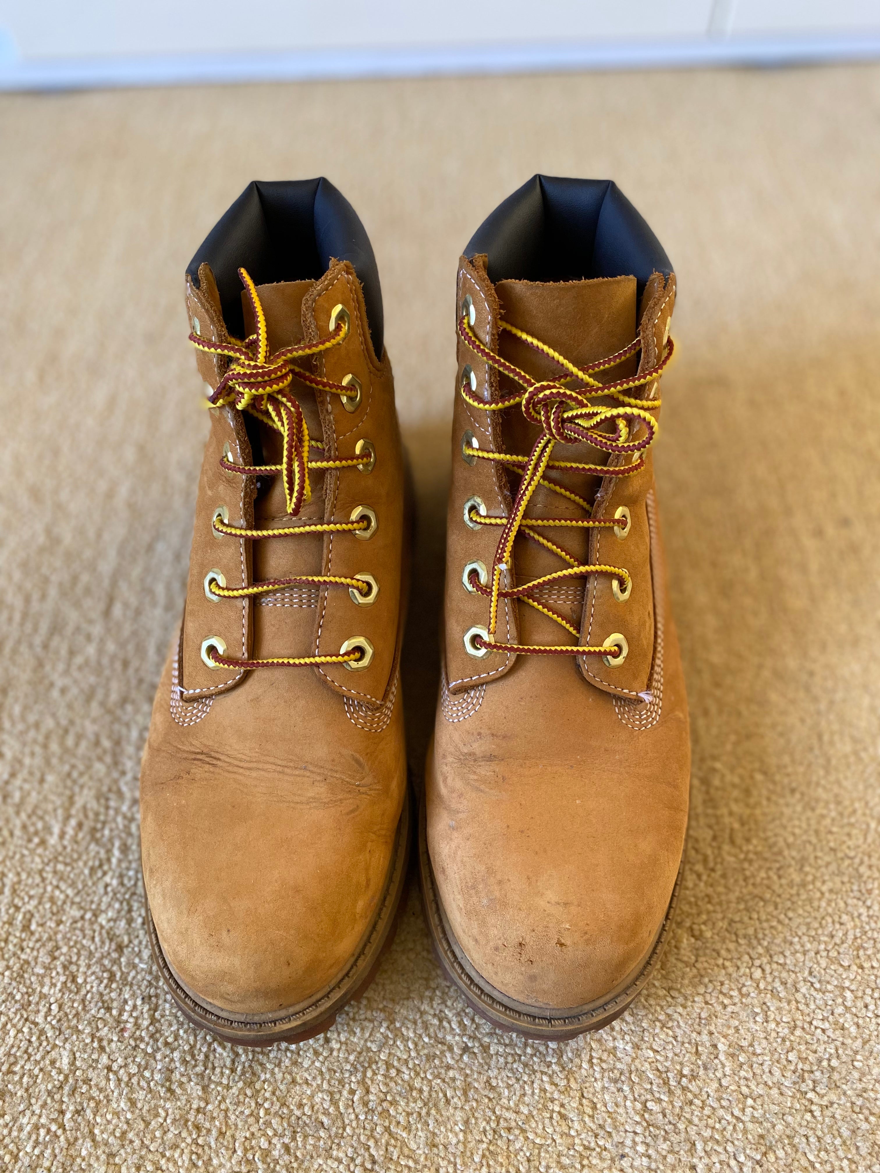 Timberland 6 Inch Premium Boots - Size 5-Second Style-Second Style