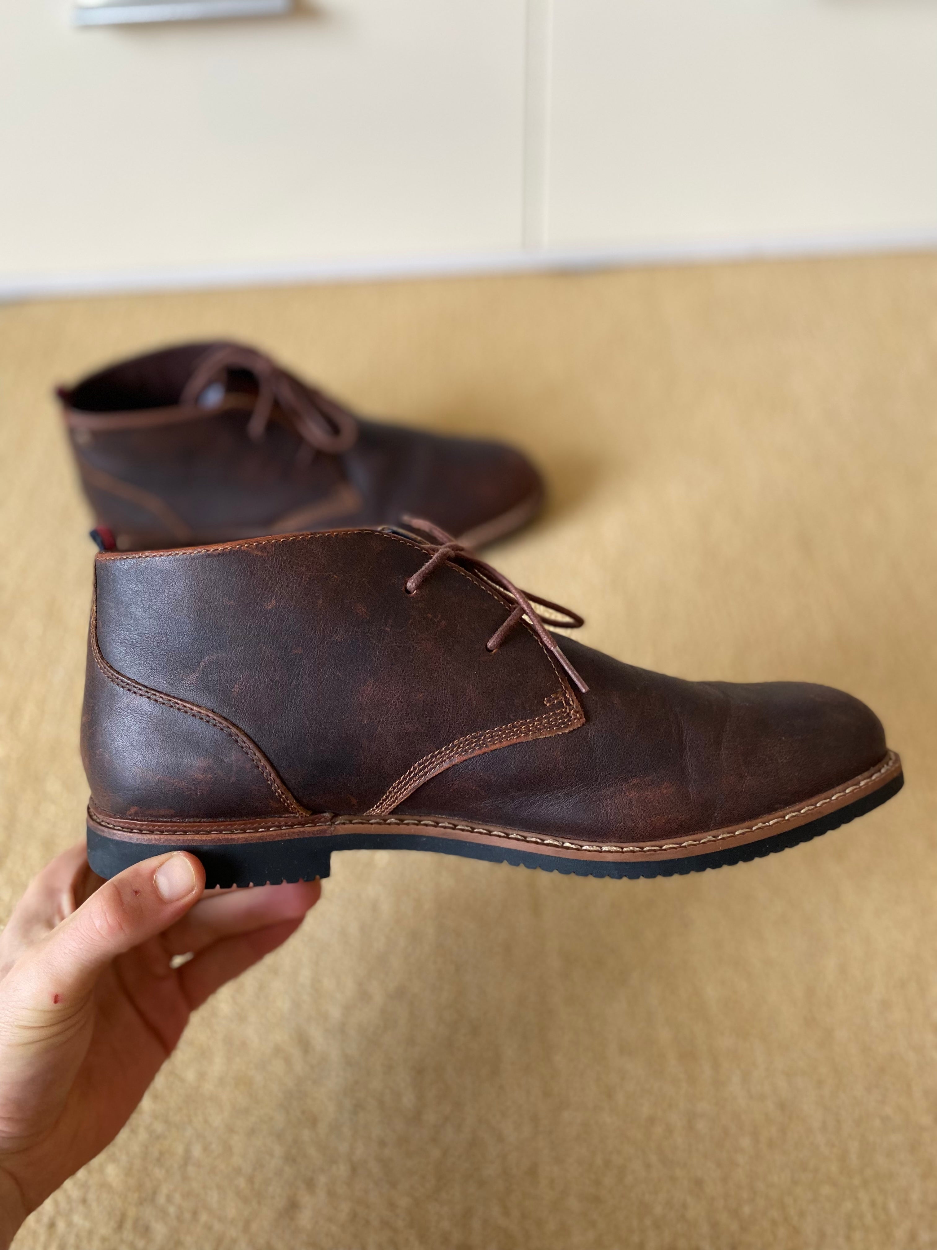 Timberland Mid Shoes - Size 10