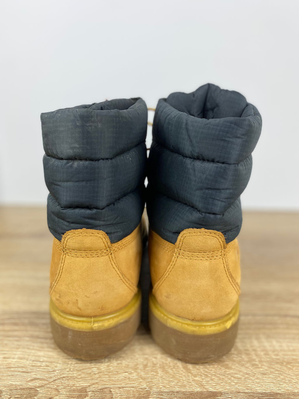 Timberland 6 Inch Premium Boots - Size 10.5