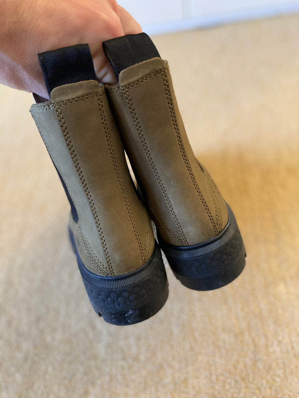 Timberland Cortina Valley Chelsea Nubuck Boots - Size 3.5-Second Style-Second Style