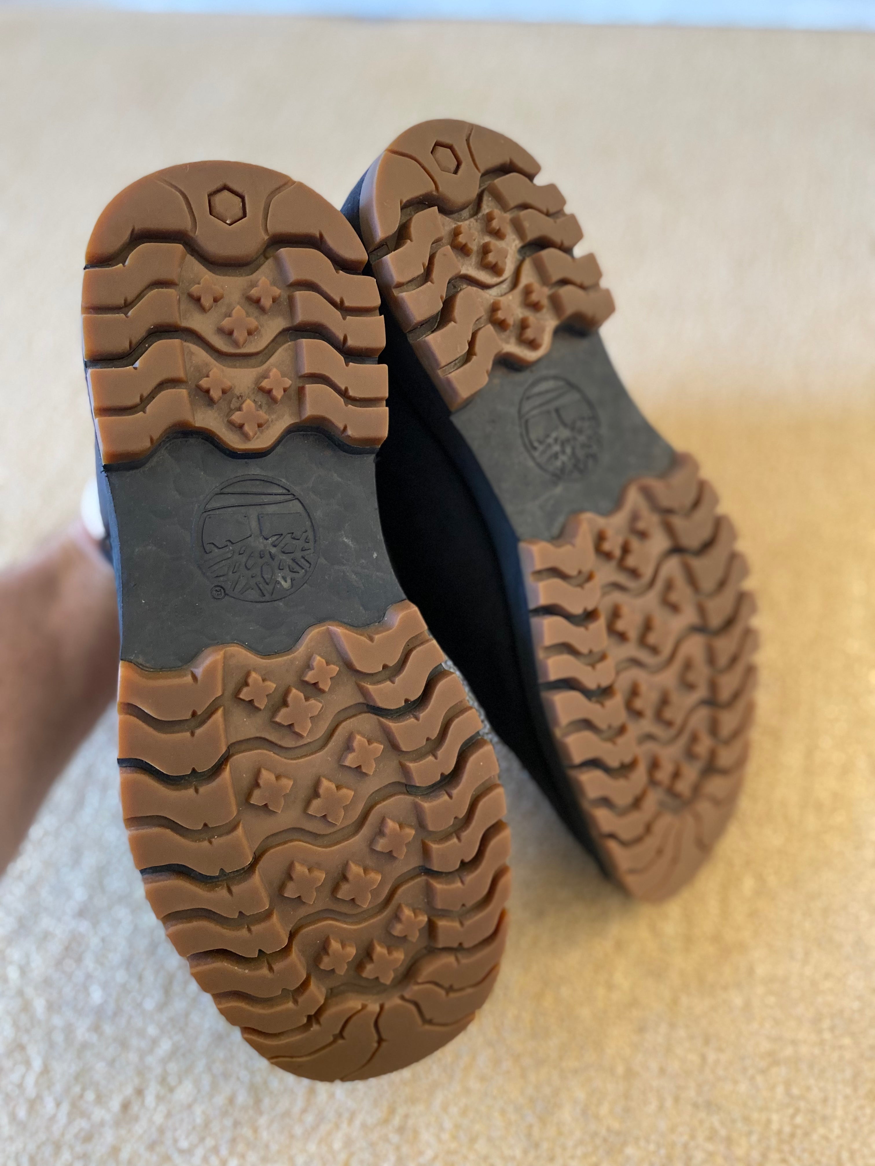 Timberland 6 Inch Boots - Size 7.5-Second Style-Second Style