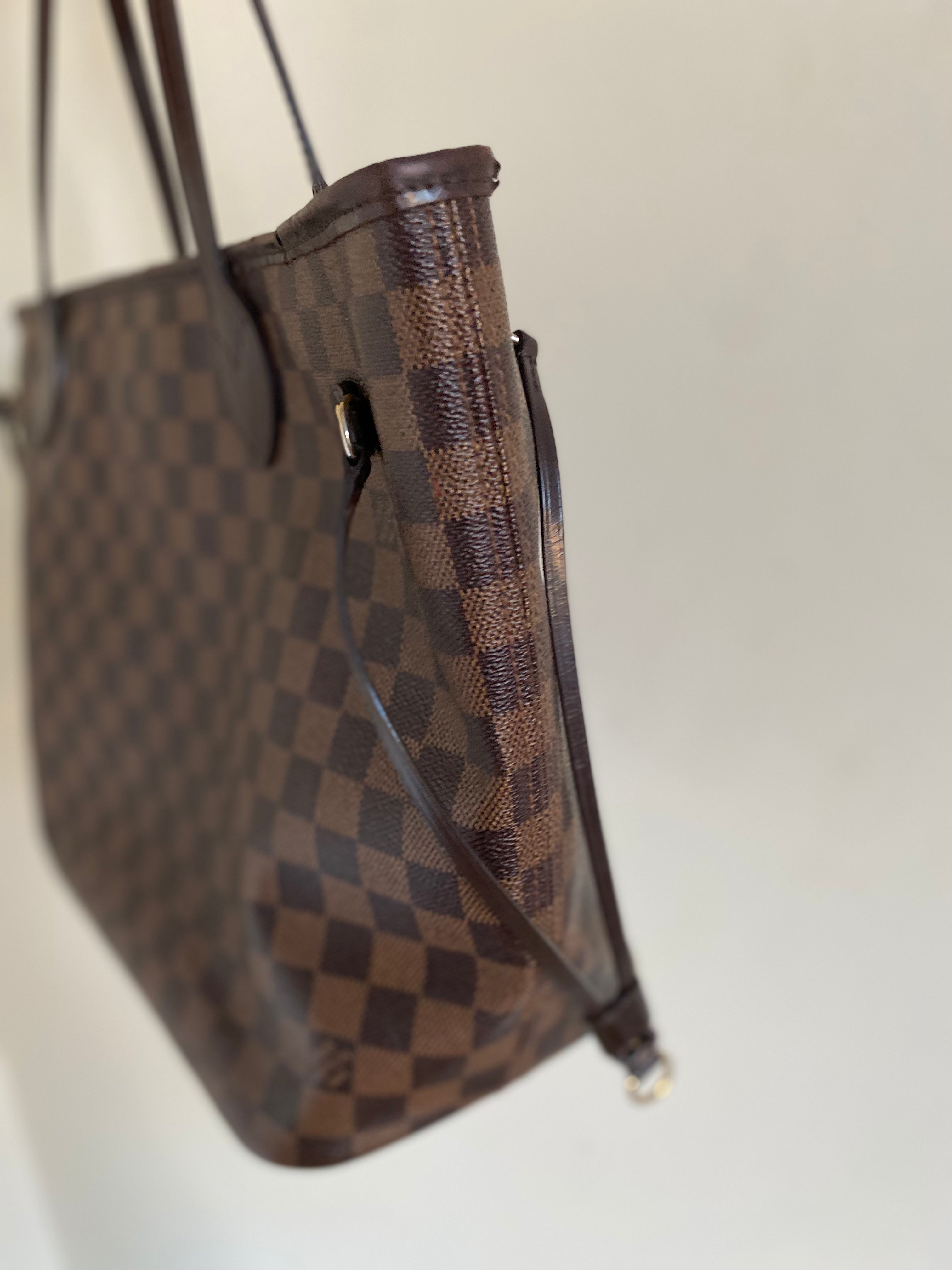 Louis Vuitton MM Neverfull Tote Bag-Second Style-Second Style
