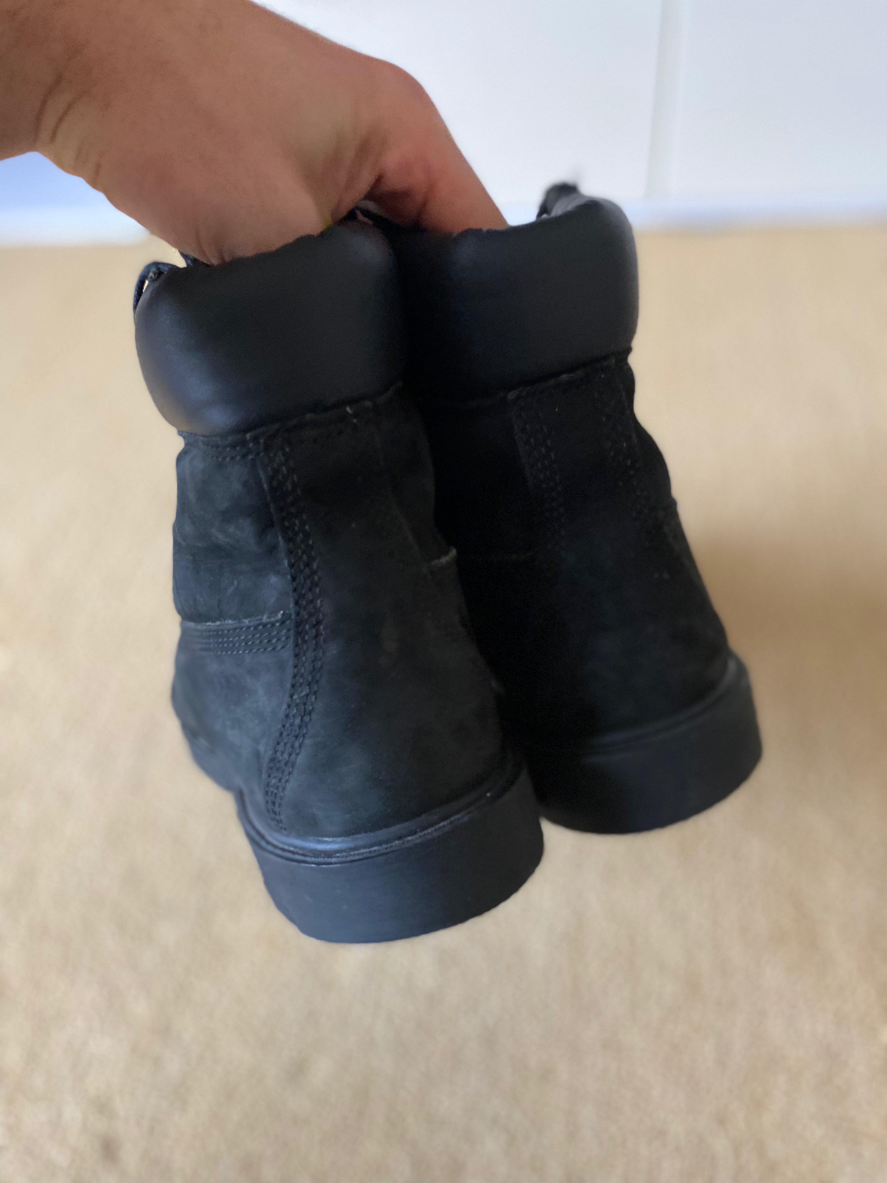 Timberland 6 inch Premium Black Boots - Size 8-Second Style-Second Style