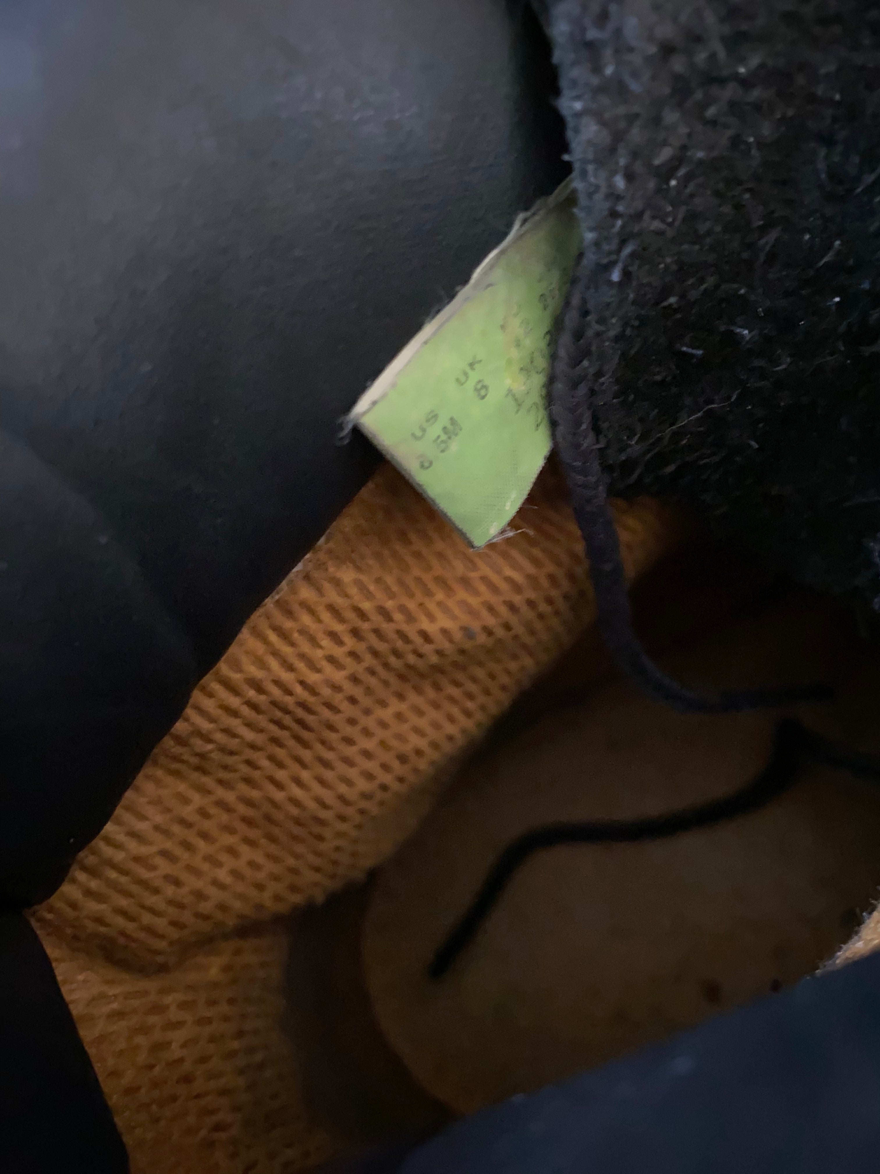 Timberland 6 inch Premium Black Boots - Size 8-Second Style-Second Style