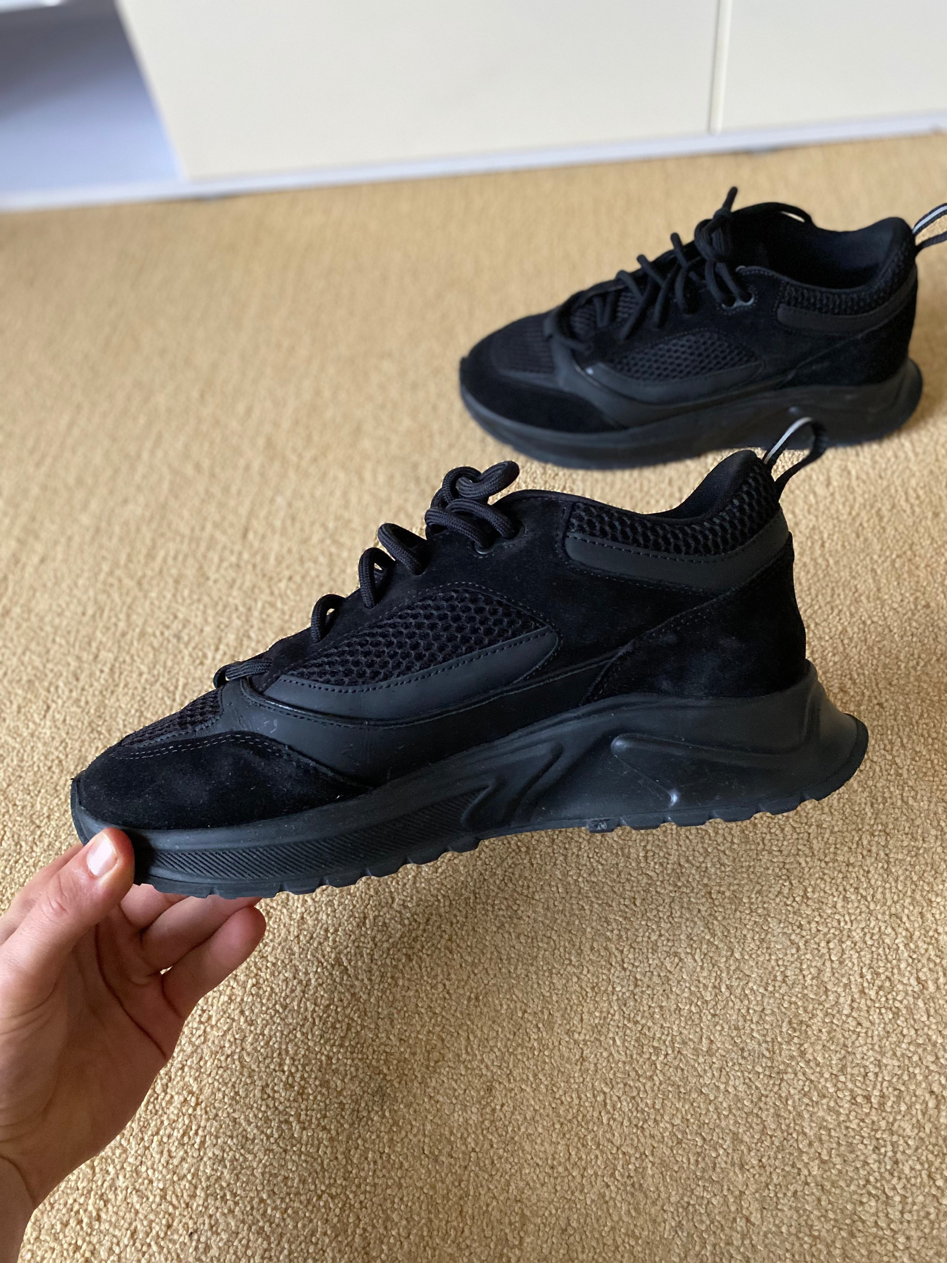 Cleens Essential Runner Trainers - Size 10-Second Style-Second Style