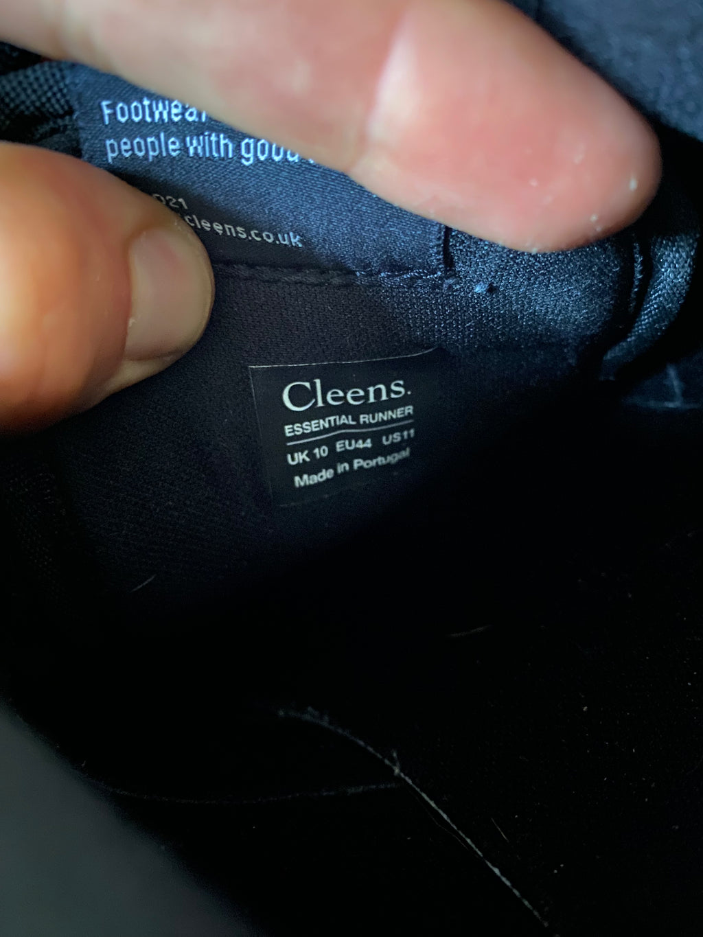 Cleens Essential Runner Trainers - Size 10-Second Style-Second Style