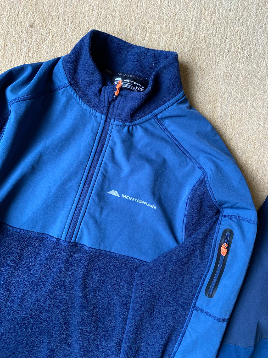 Monterrain Tracksuit - Size Medium