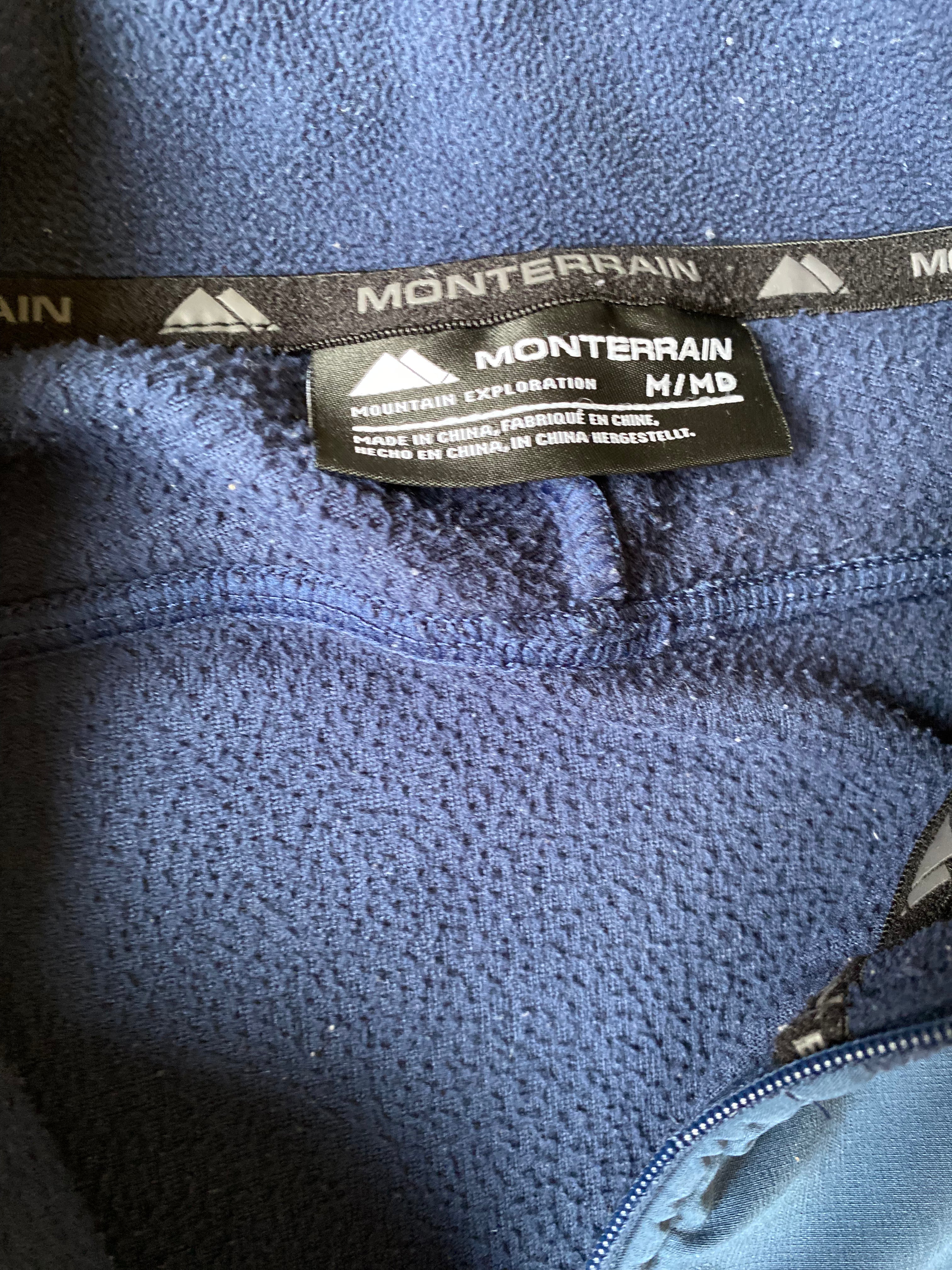 Monterrain Tracksuit - Size Medium