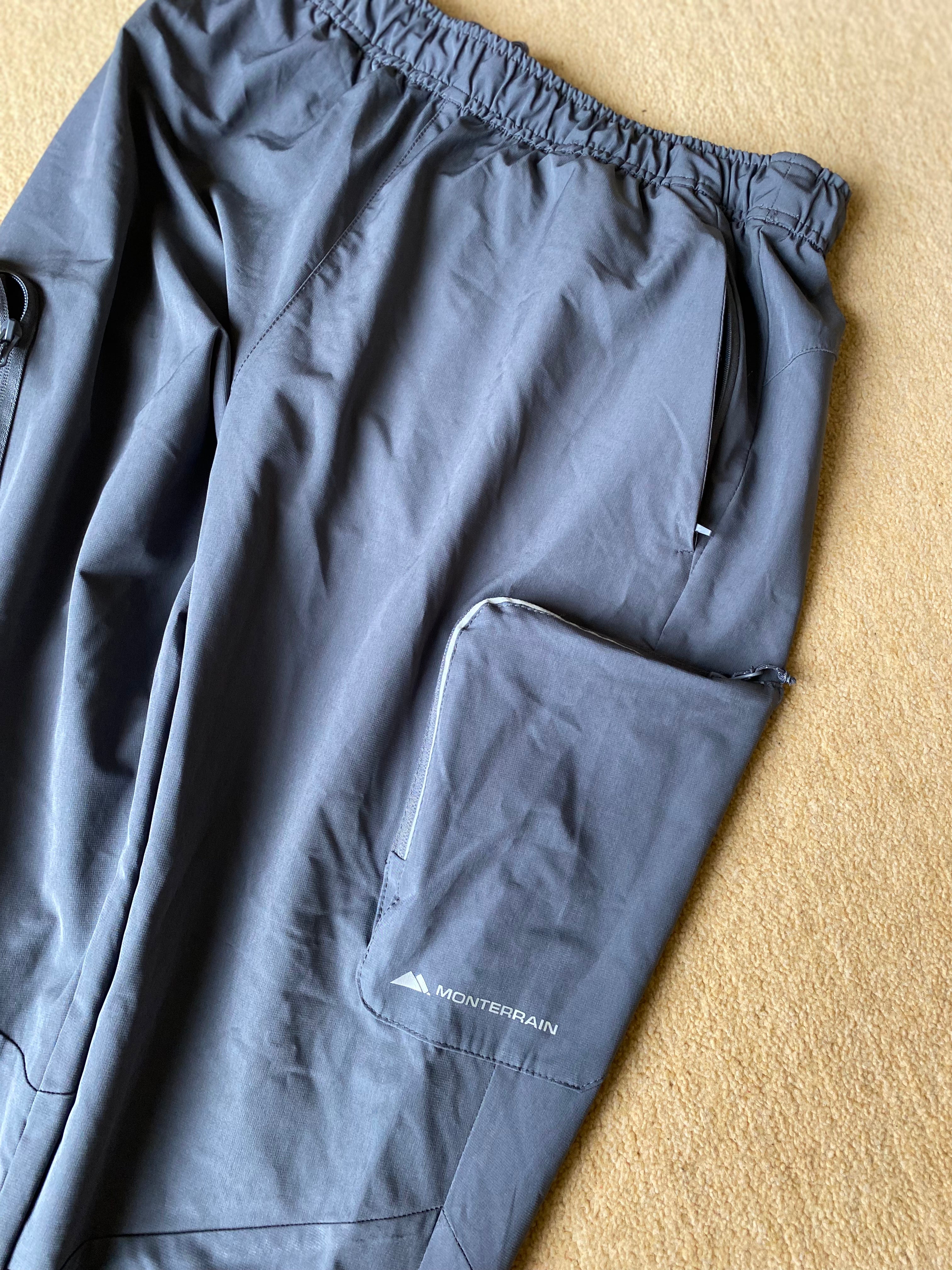 Monterrain Tracksuit - Large