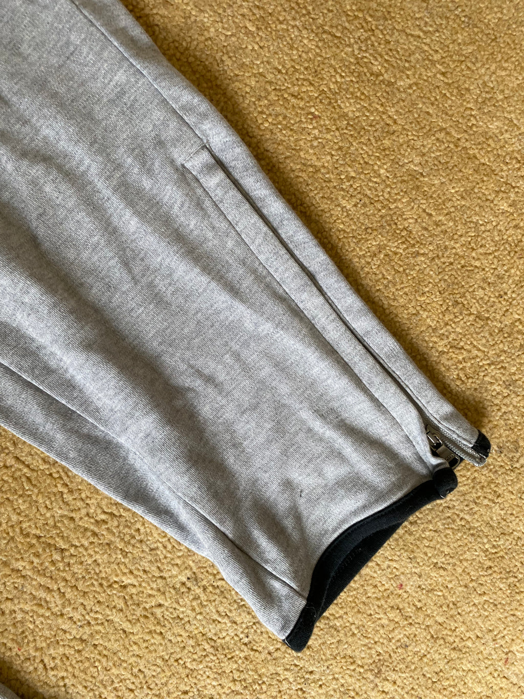 Ralph Lauren Joggers - Size Medium