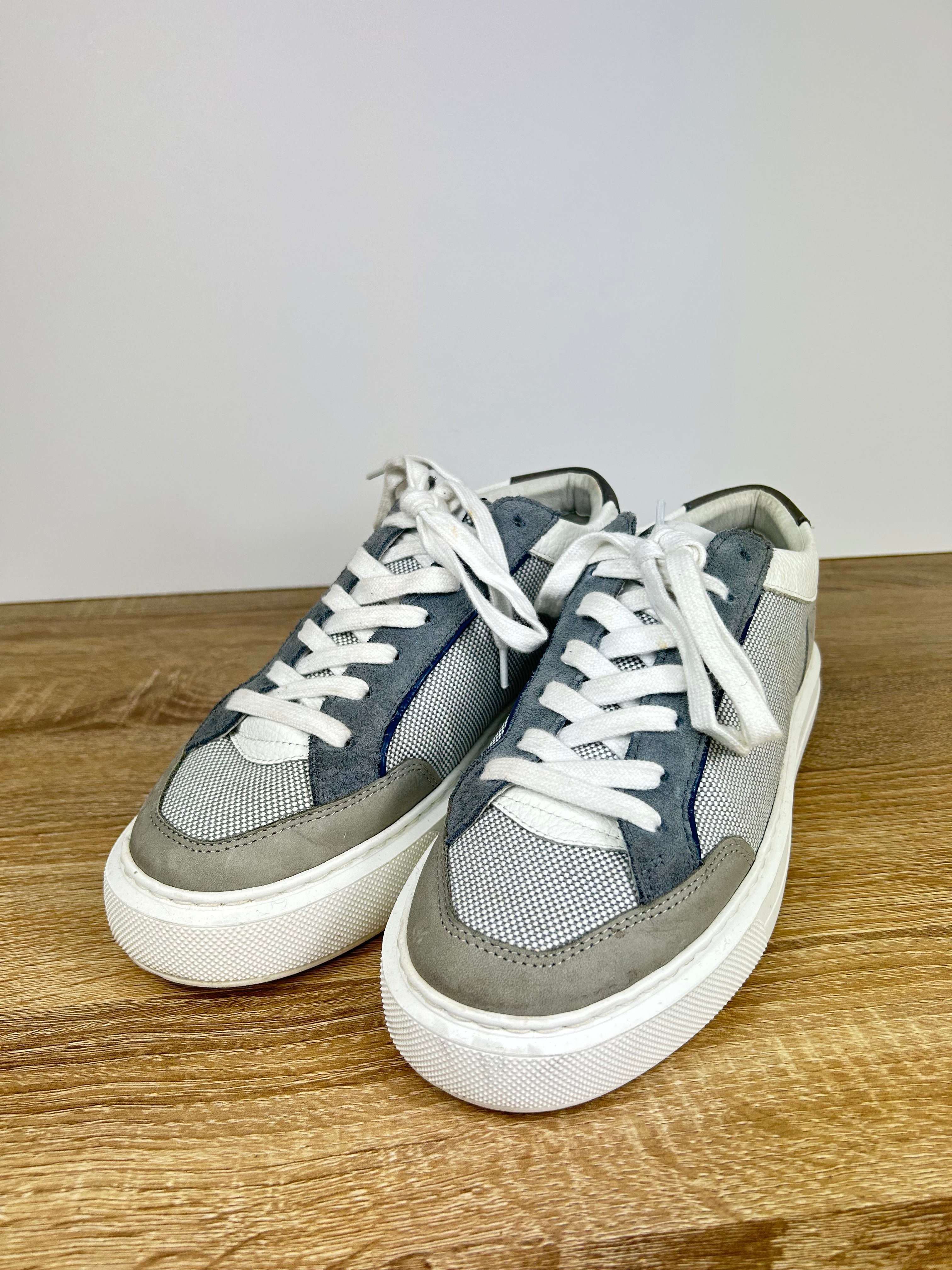 Cleens Luxor Trainers - Size 7