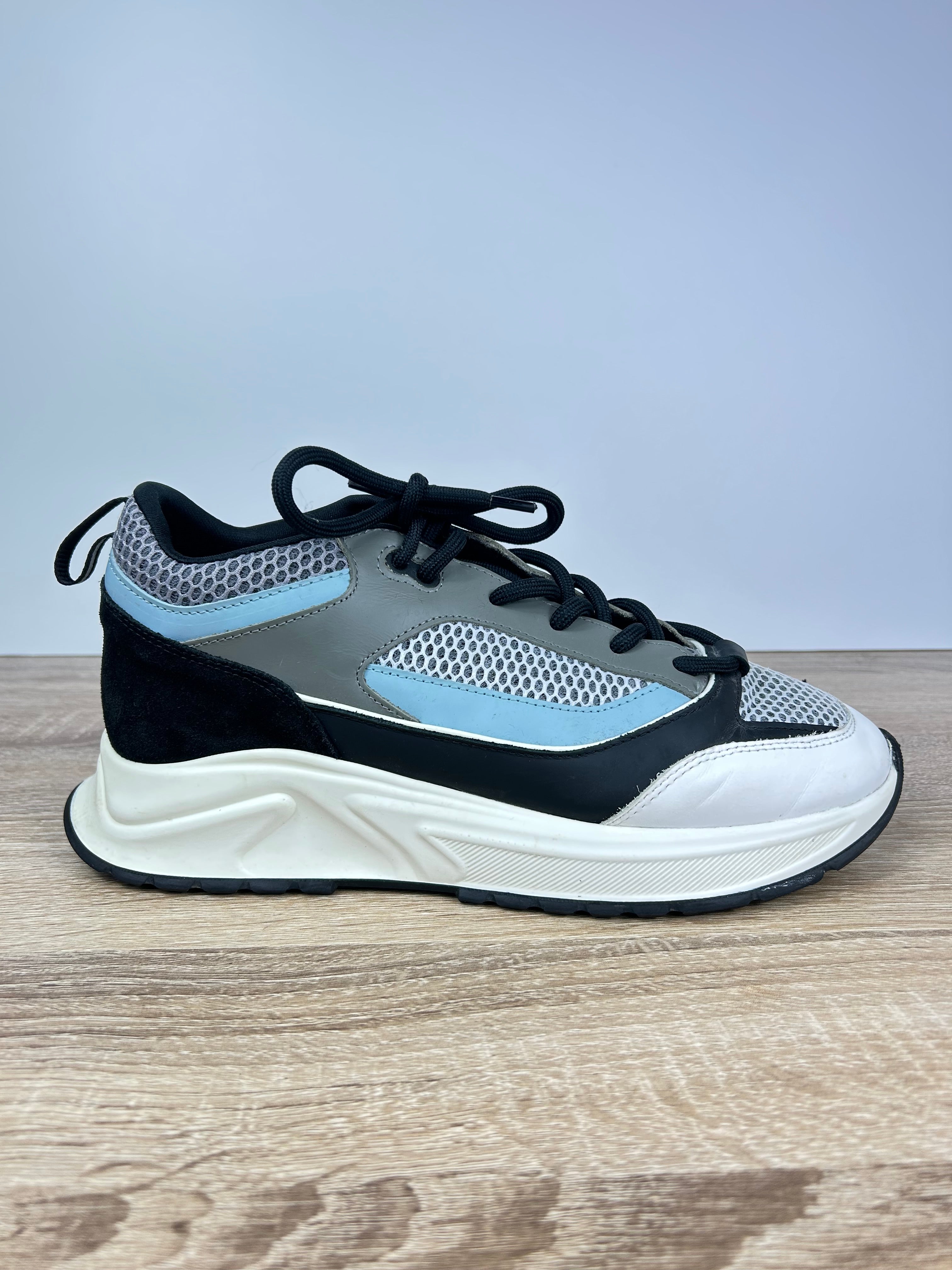 Cleens Essential Runners - Size 8