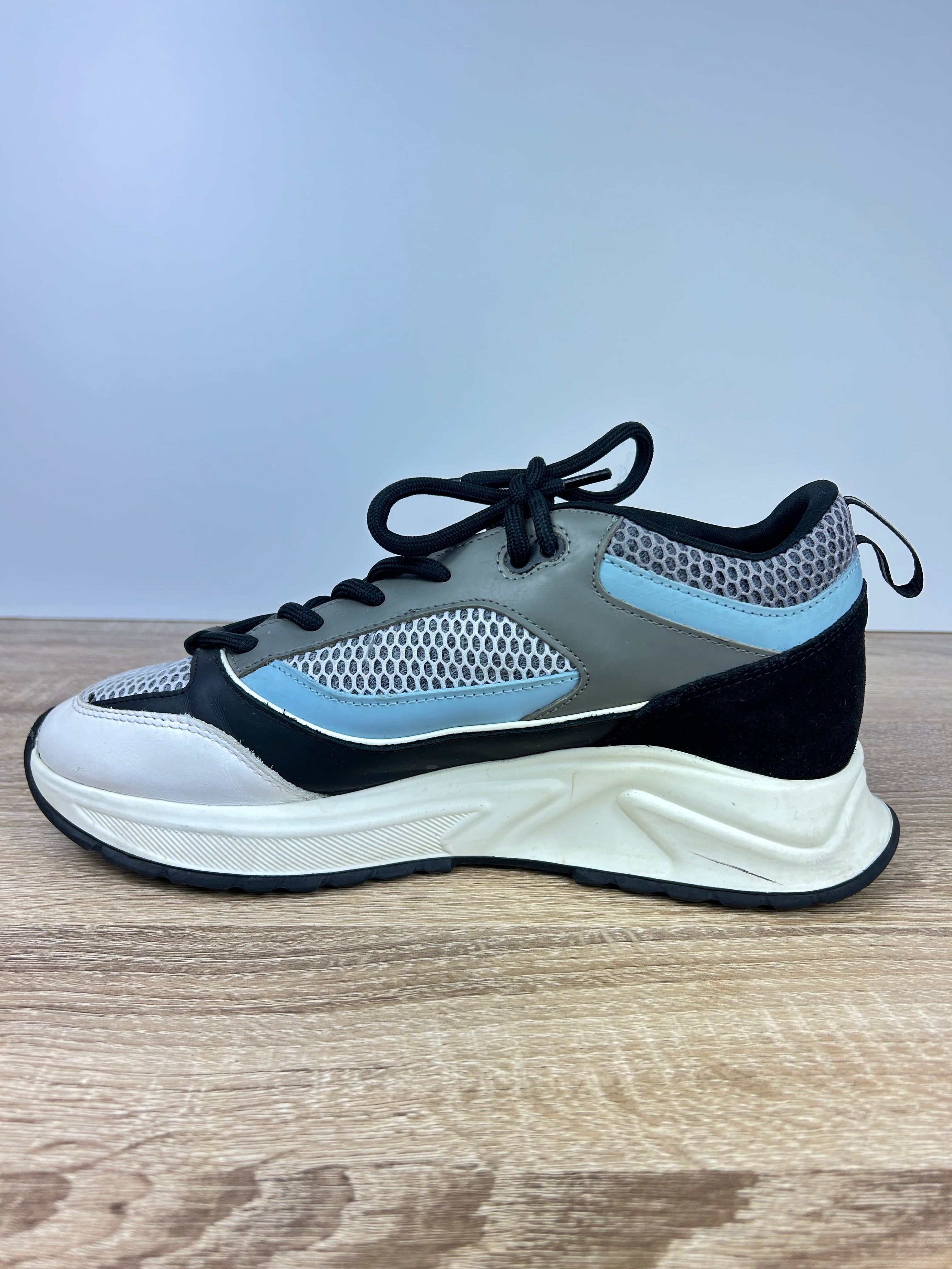 Cleens Essential Runners - Size 8