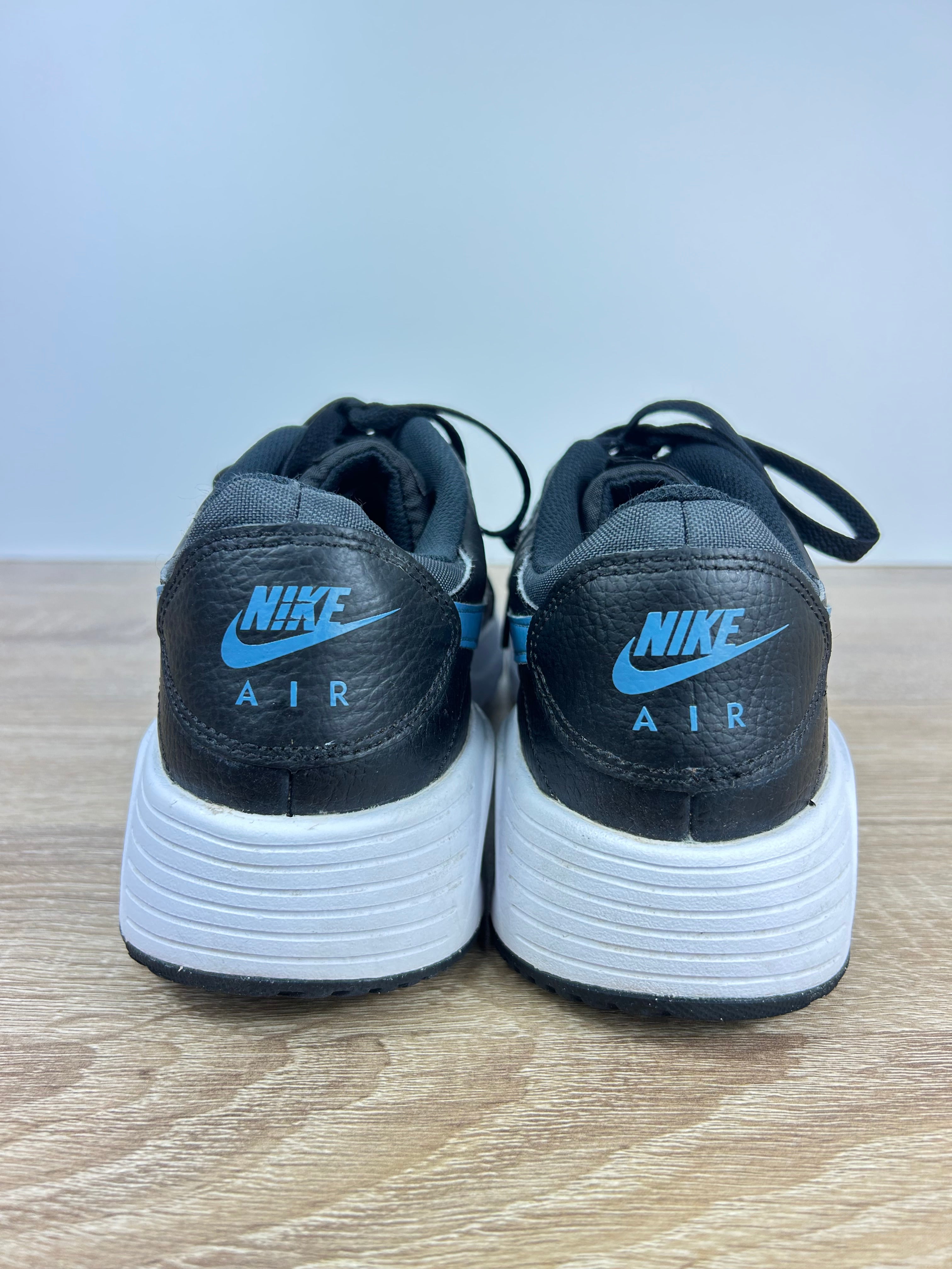 Nike Air Max Trainers - Size 9