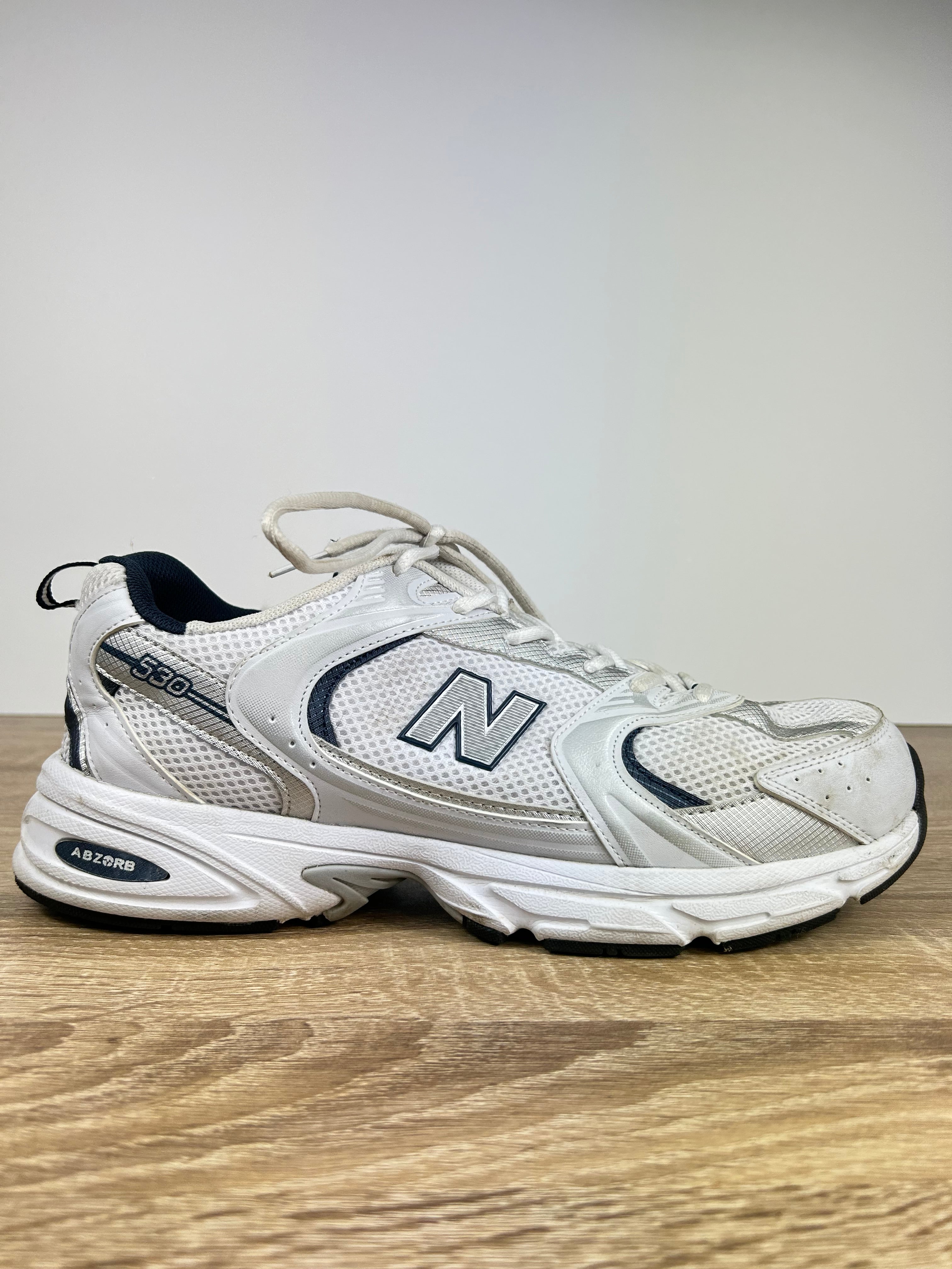 New Balance 530 Trainers - Size 9