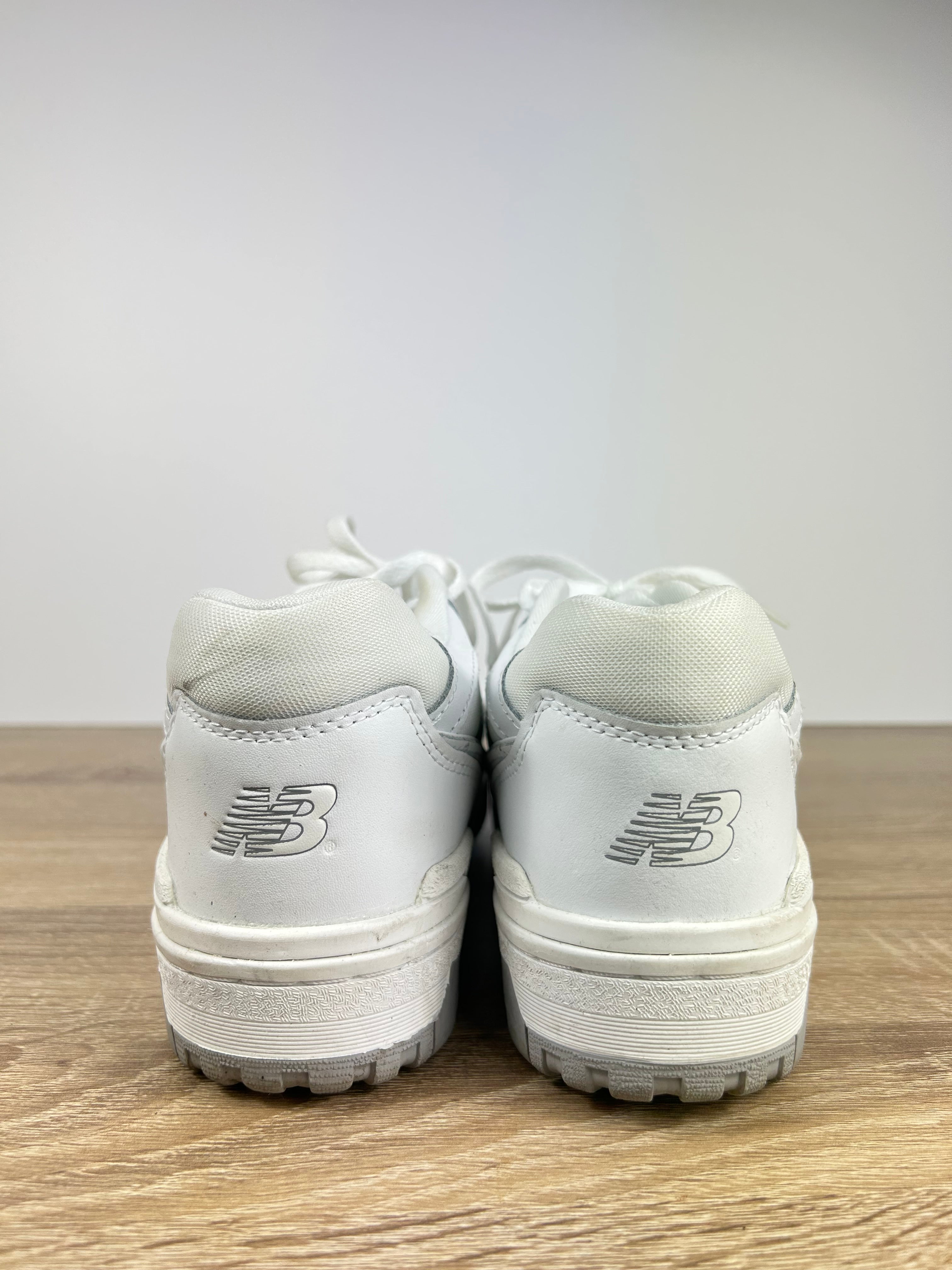 New Balance 550 Trainers - Size 7