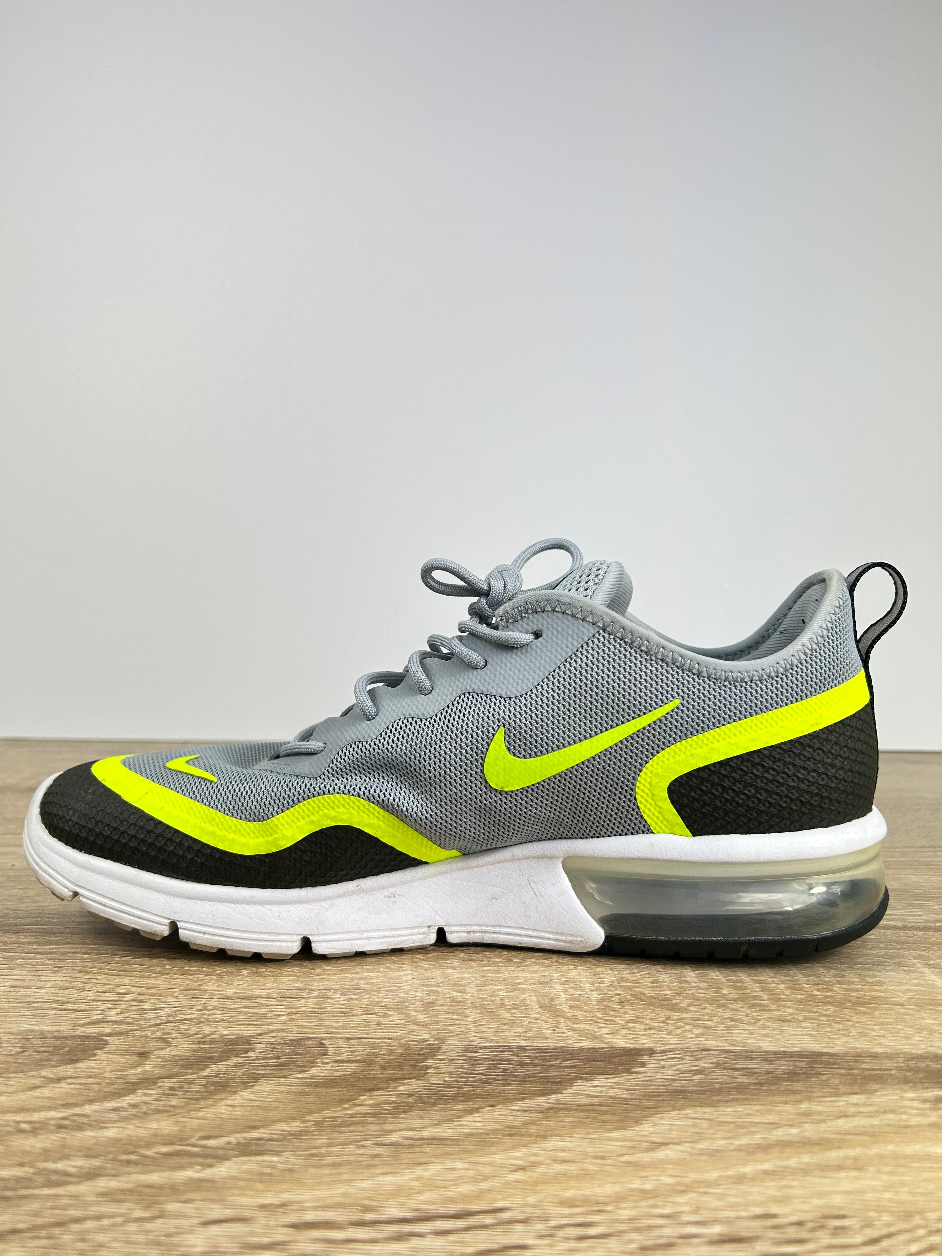 Nike Air Max Trainers - Size 9