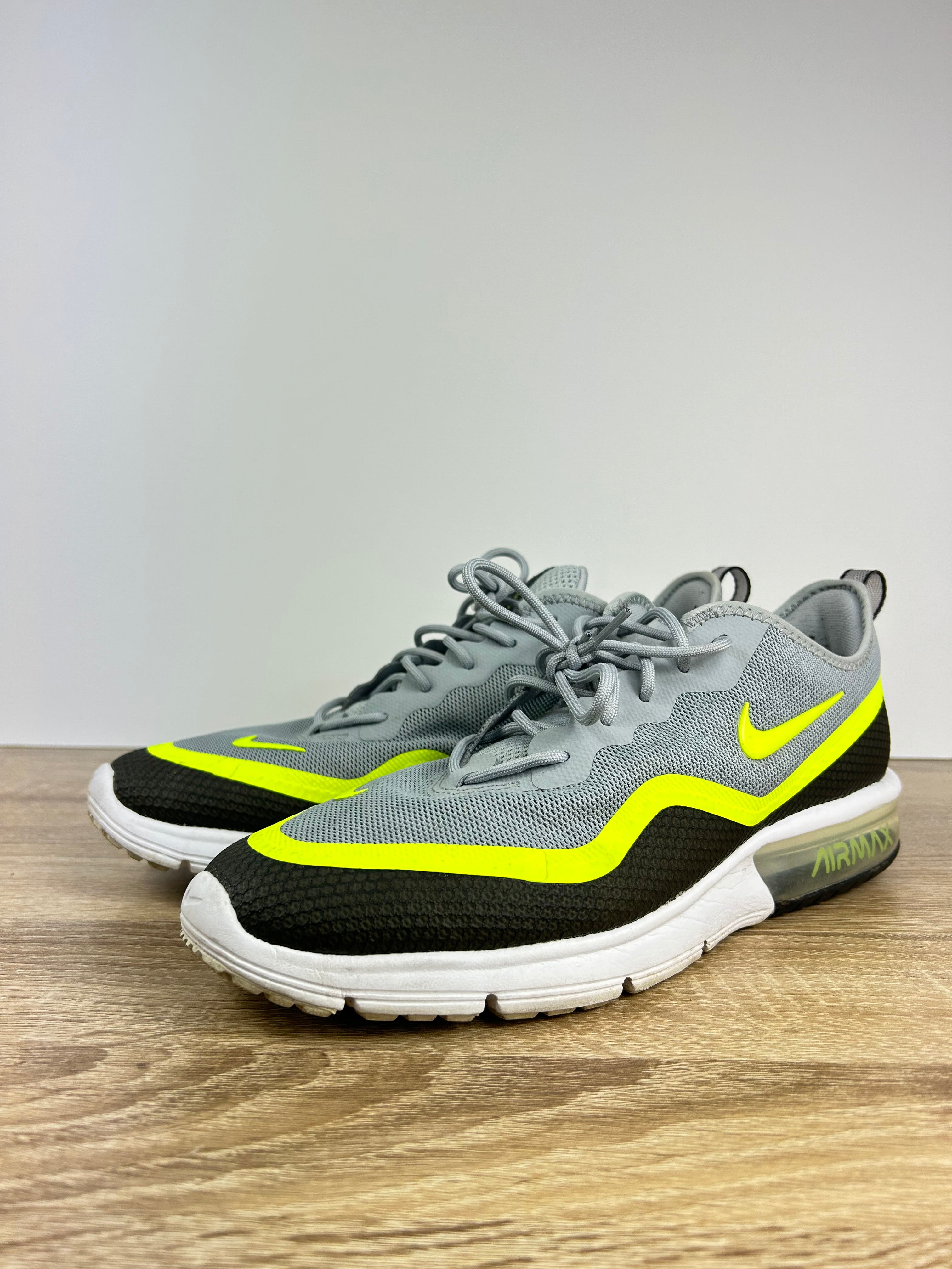 Nike Air Max Trainers - Size 9