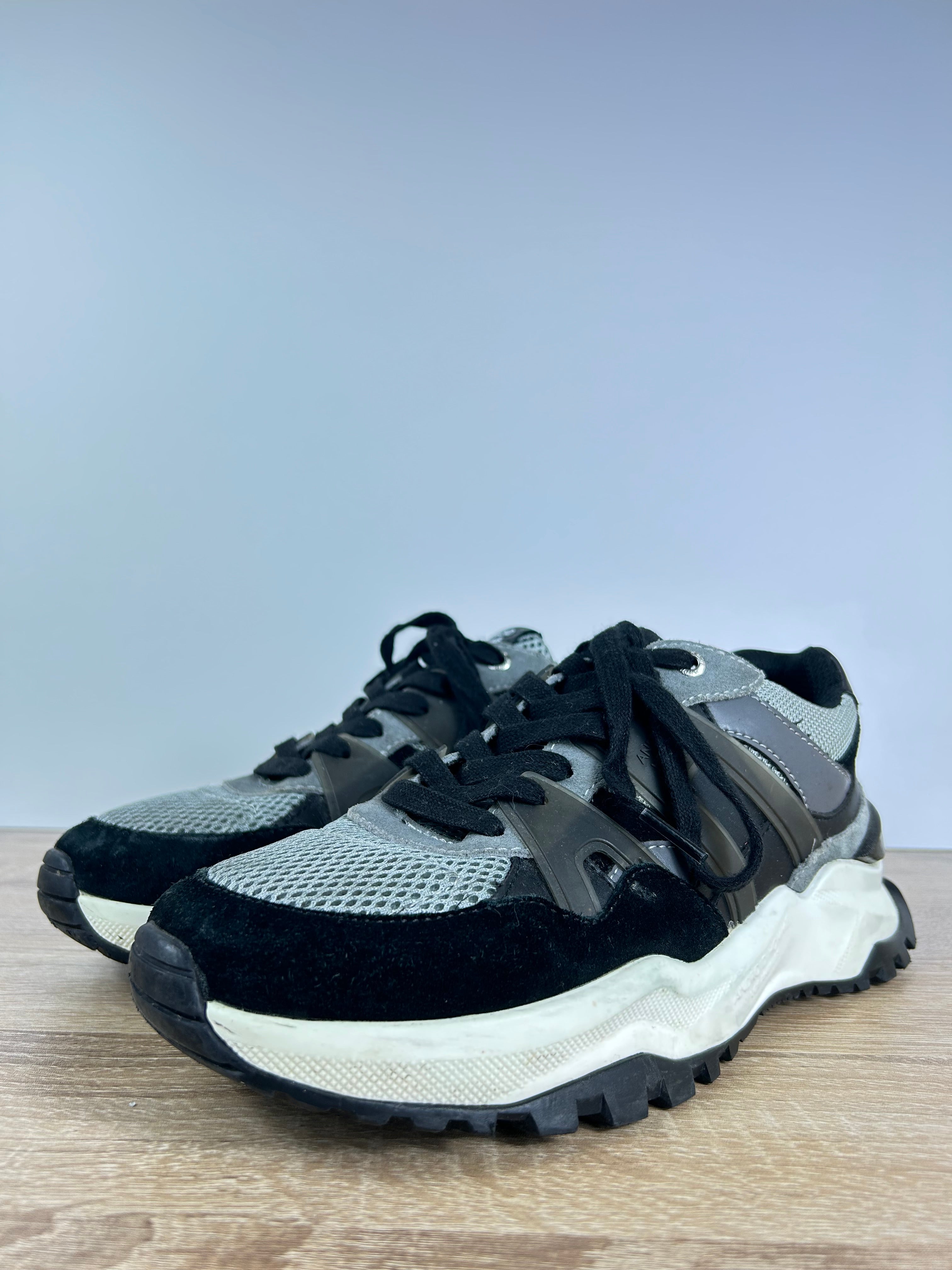 Android Homme Trainers - Size 7