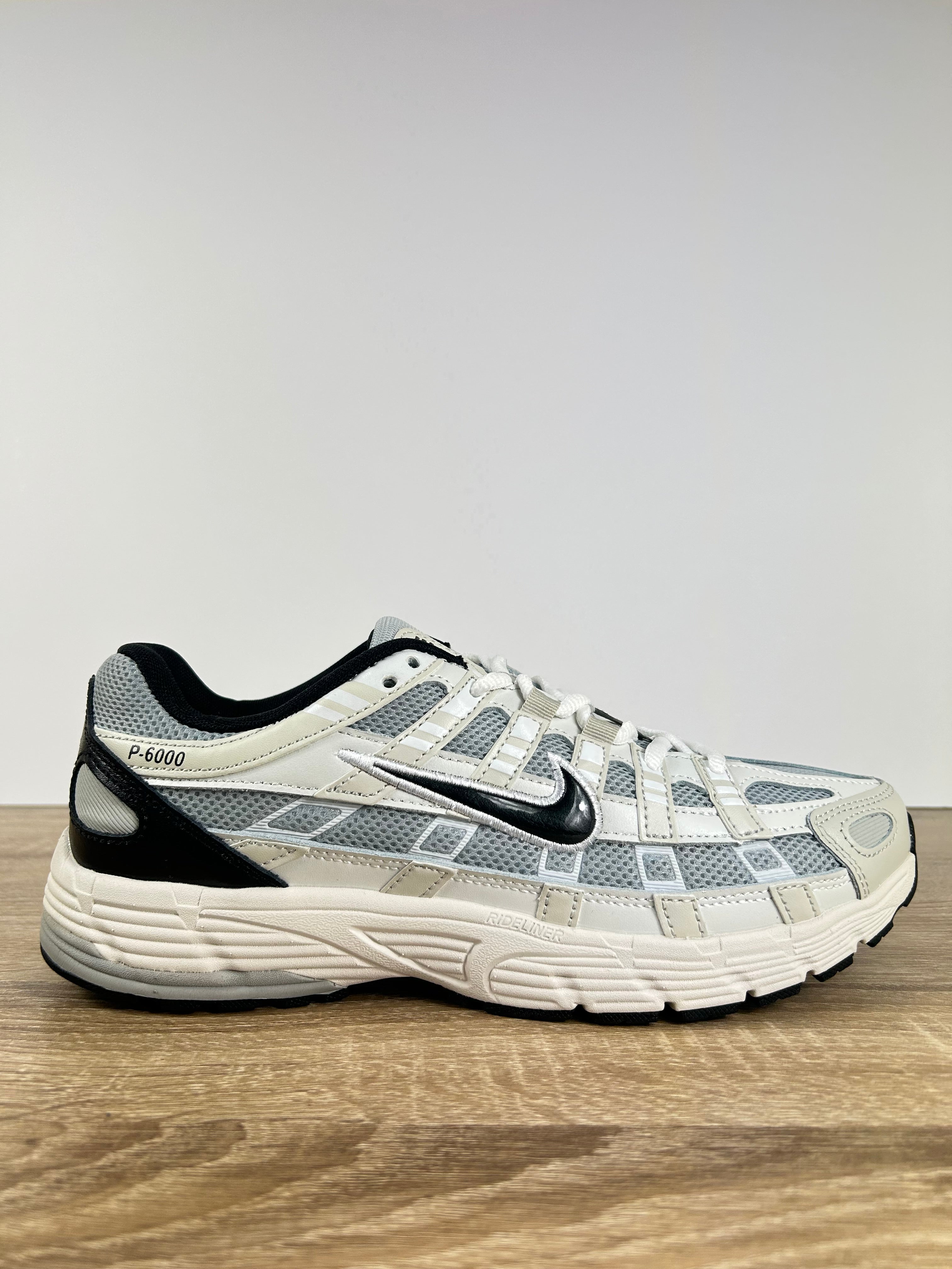 Nike Air Max P6000 Trainers - Size 8.5