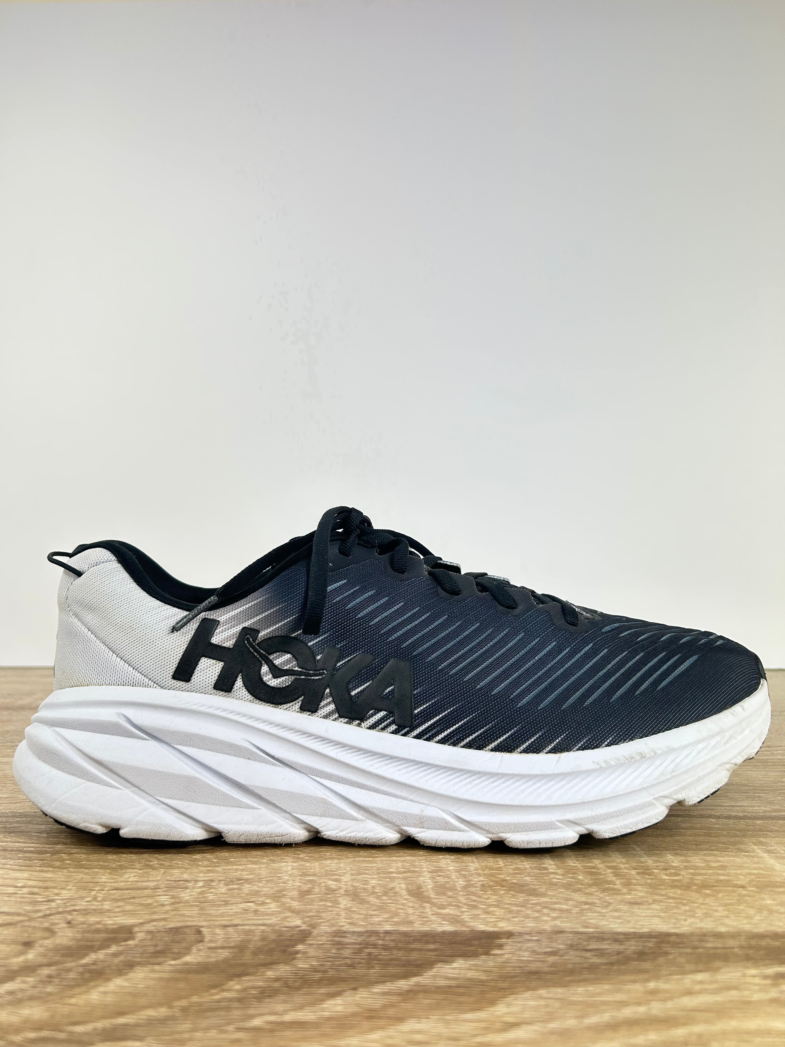 Hoka Rincon 3 Running Shoes - Size 9.5