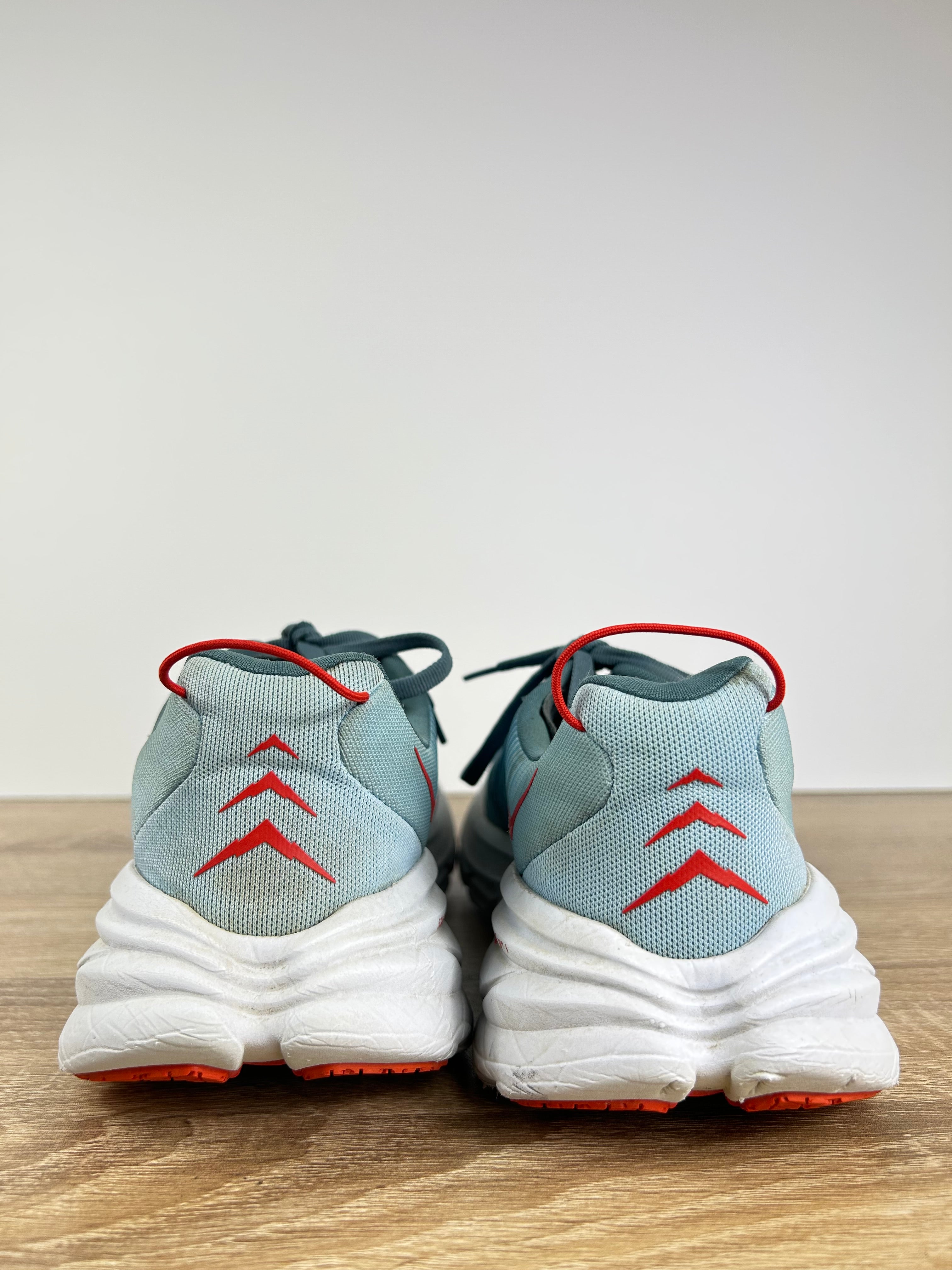 Hoka Rincon 3 Running Shoes - Size 8